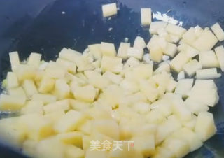 素炒土豆丁的做法步骤：3