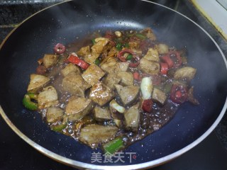 红青椒炒猪肝的做法步骤：10