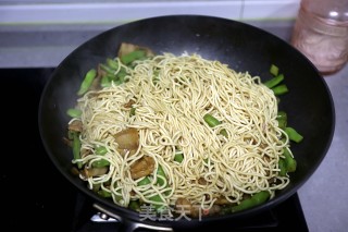 豆角焖面的做法步骤：11