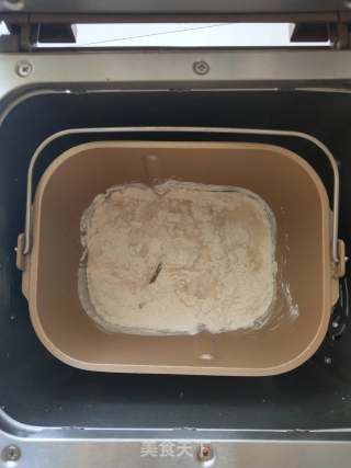 甜奶酥手撕面包的做法步骤：2