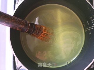 抹茶毛巾卷的做法步骤：2