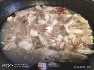 嫩姜啤酒鸭的做法步骤：4