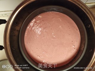 红曲大米戚风蒸蛋糕的做法步骤：8