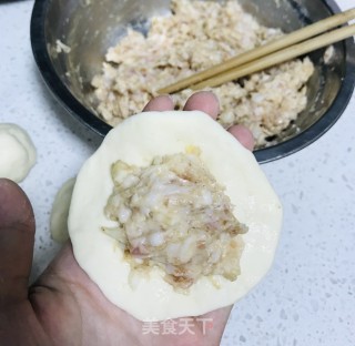 百合鲜肉包的做法步骤：12