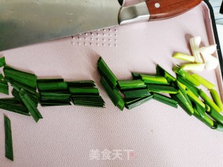零经验不会翻车的蒜香杏鲍菇的做法步骤：2