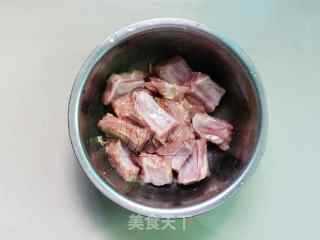酸梅酱蒸排骨的做法步骤：3