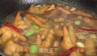 红烧凤爪的做法步骤：5