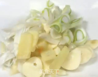 红薯鸡的做法步骤：3
