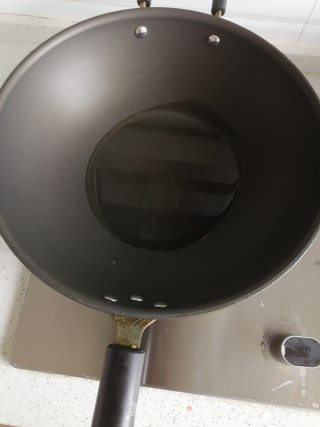 榨菜炒毛豆的做法步骤：2