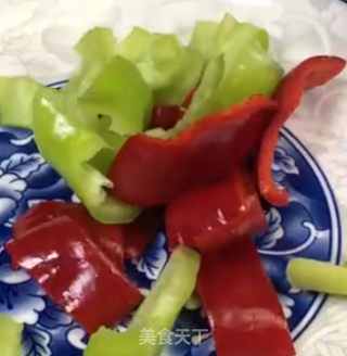 小炒杏鲍菇的做法步骤：2