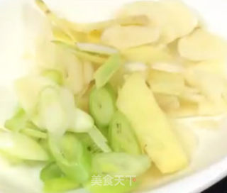 小炒杏鲍菇的做法步骤：3