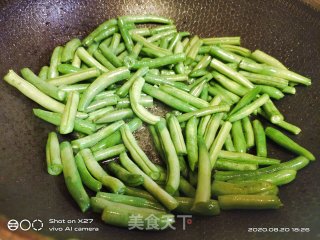 红烧四季豆的做法步骤：4