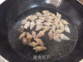 麻辣卤鸡心的做法步骤：1
