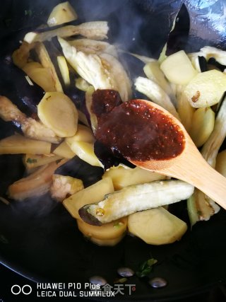 超下饭的土豆炖茄子的做法步骤：8