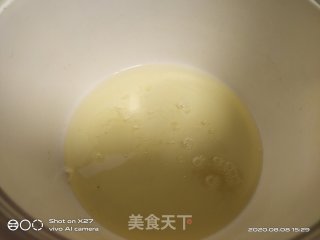 红曲大米戚风蛋糕的做法步骤：4