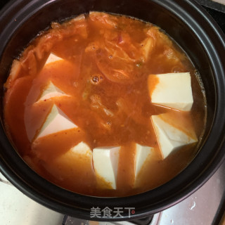 泡菜豆腐肥牛锅的做法步骤：8