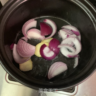泡菜肥牛米粉的做法步骤：4