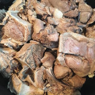 笋尖老鸭汤的做法步骤：2
