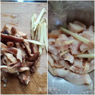 香菇鸡丝汤的做法步骤：2