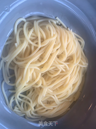 肉丸子口蘑番茄意面的做法步骤：5
