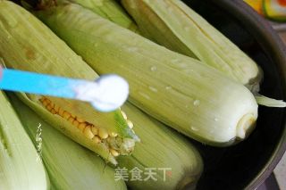 煮嫩玉米的做法步骤：4