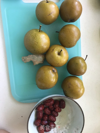 秋梨膏的做法步骤：1