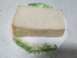 丝瓜炒豆腐的做法步骤：3