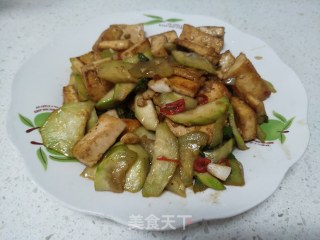 丝瓜炒豆腐的做法步骤：8