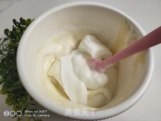 火龙果蛋糕卷的做法步骤：9