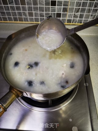 皮蛋瘦肉粥的做法步骤：6