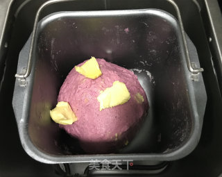 火龙果乳清蝴蝶结面包的做法步骤：7