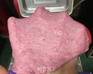 火龙果乳清蝴蝶结面包的做法步骤：8