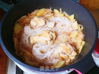 粉丝鸡腿煲的做法步骤：9
