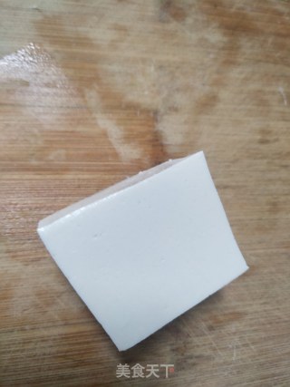 豆腐丸子的做法步骤：1