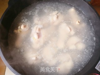红烧鸡腿的做法步骤：2