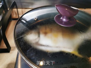 零失败大神级香煎金鲳鱼，一条鱼让你吃完整锅饭的做法步骤：4