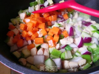 蔬菜鸡丁的做法步骤：9