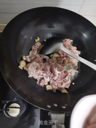 豆干胡萝卜肉丝的做法步骤：2