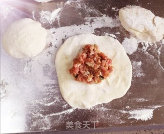 猪肉饼????的做法步骤：2