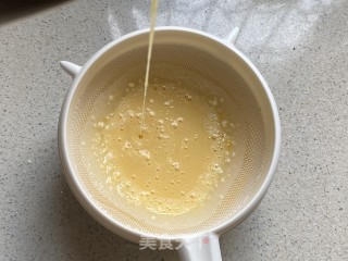 酥掉渣的椰蓉蛋挞的做法步骤：2