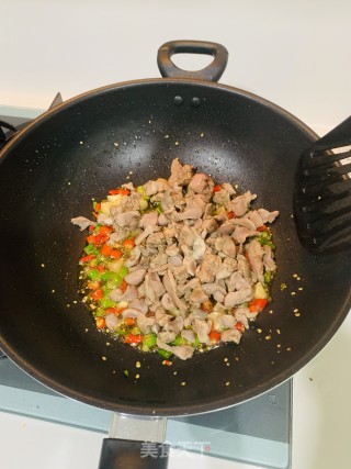辣椒圈炒鸡杂的做法步骤：8