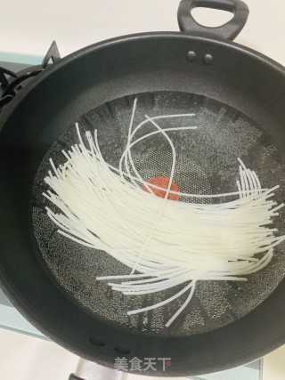 千张拌濑粉的做法步骤：2