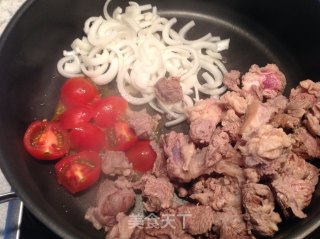 茄味焖牛肉的做法步骤：4