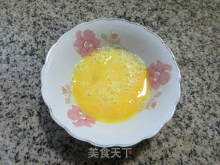 鸡蛋洋葱车仔面的做法步骤：2