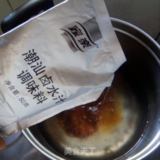 经典卤味一让鸭脑壳飞起来的做法步骤：5