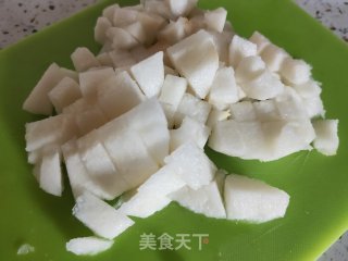 红枣银耳雪梨汤的做法步骤：5