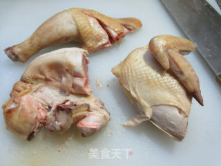 胡萝卜节瓜鸡汤的做法步骤：2