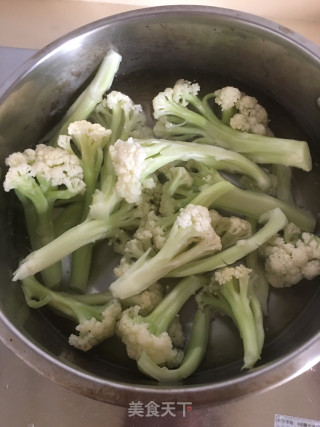 台山菜花炒烧肉的做法步骤：5