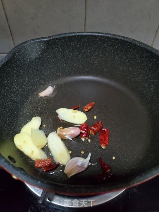 鸭肉焖腐竹的做法步骤：5