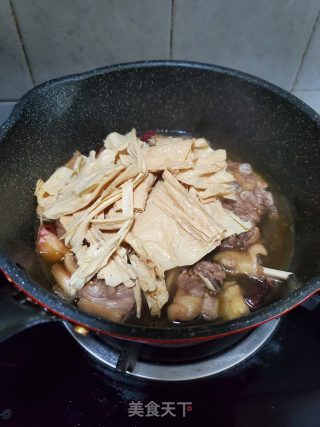 鸭肉焖腐竹的做法步骤：10